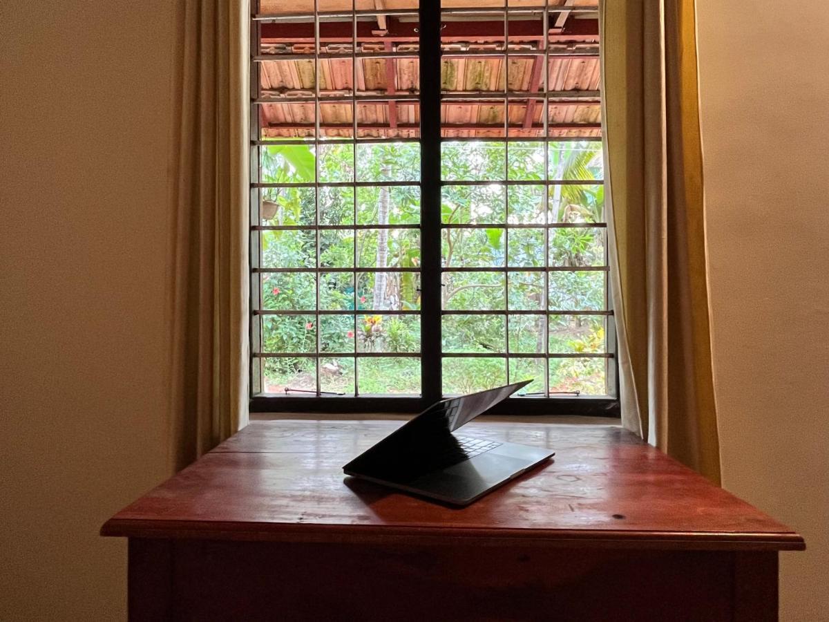 Munroe Nest Homestay Mundrothuruth Buitenkant foto