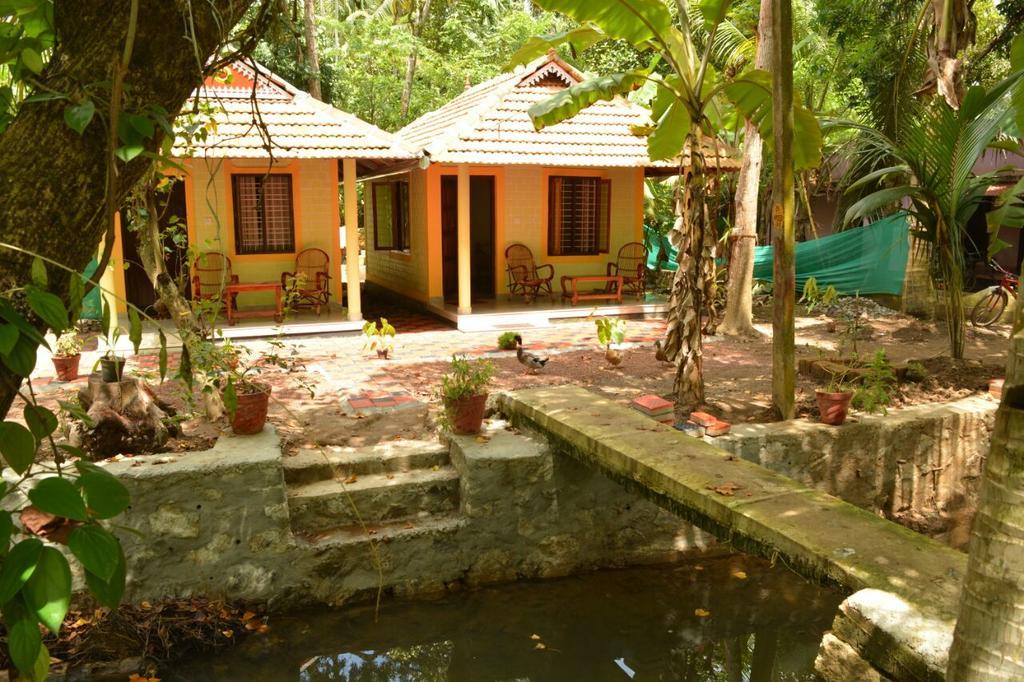 Munroe Nest Homestay Mundrothuruth Buitenkant foto